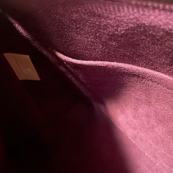 Louis Vuitton bag - Picture 11 of 15